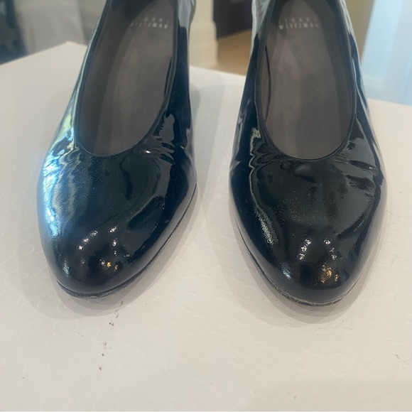 Stuart Weitzman black patent block heel. Great condition. No odors. SZ 8 - Picture 5 of 6
